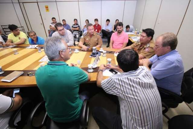 Bombeiros recorrem a vereadores para constru&ccedil;&atilde;o de novo quartel