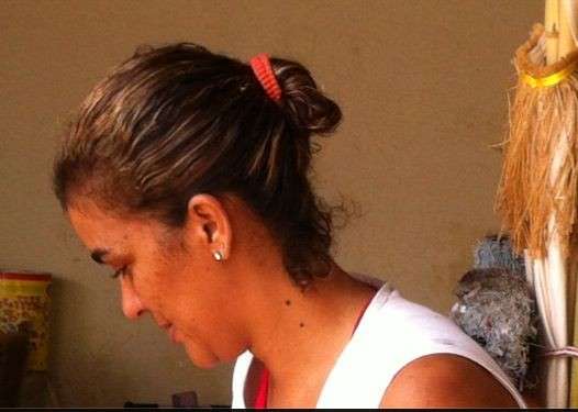 Dom&eacute;stica furta bolsas de grife e cerca de R$ 100 mil em j&oacute;ias da patroa