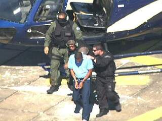 Nem chegou de helicóptero para prestar depoimento.(Foto: Reprodução/TV Globo)