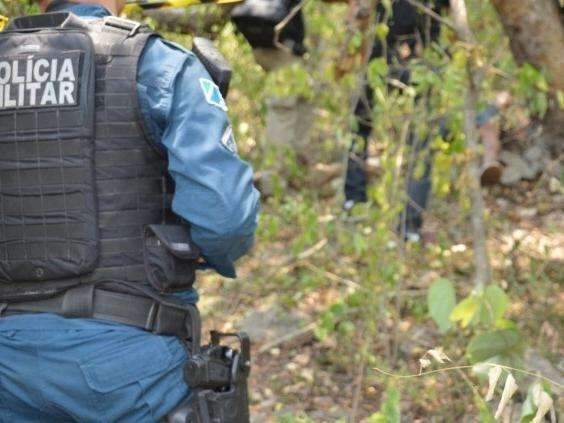 Corpo &eacute; encontrado sem cabe&ccedil;a e com as m&atilde;os amarradas em rua 