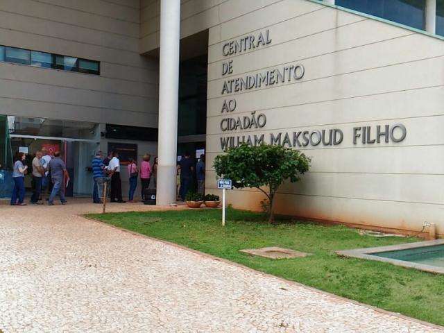 Prefeitura define regras para devolu&ccedil;&atilde;o do dinheiro da taxa do lixo