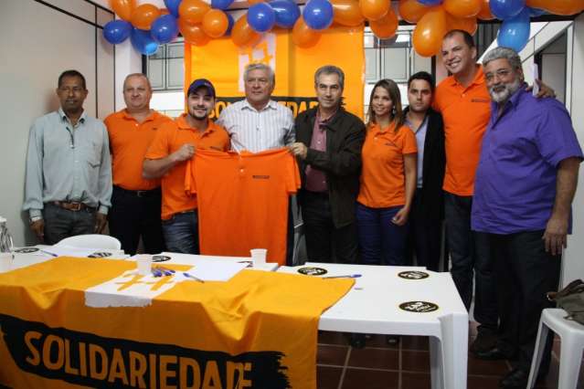 Azambuja promete espa&ccedil;o ao SD e volta a defender &quot;mudan&ccedil;a&quot; no Estado