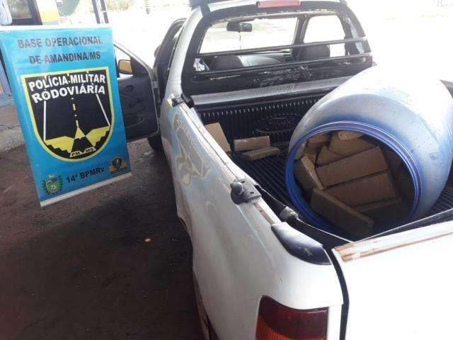 Traficante foge e abandona mais de 200 quilos de maconha na MS-141