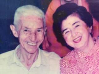 Avós da noiva, Seu Bibiano e dona Alda se casaram dia 15 de novembro, 54 anos atrás. (Foto: Arquivo Pessoal)