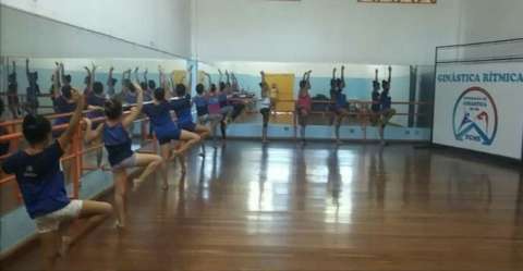 Alunas do projeto de ginástica rítmica da prefeitura competem em Brasília