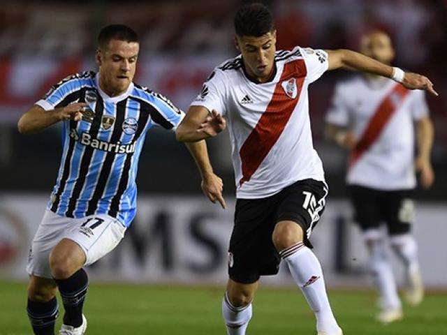 Gr&ecirc;mio faz 1 a 0 no River Plate e fica mais pr&oacute;ximo da final da Libertadores 