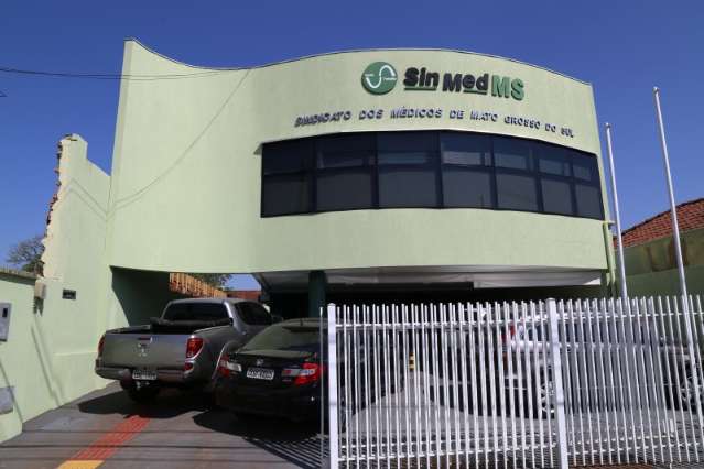 M&eacute;dicos avaliar&atilde;o em assembleia proposta apresentada por escrito pela prefeitura