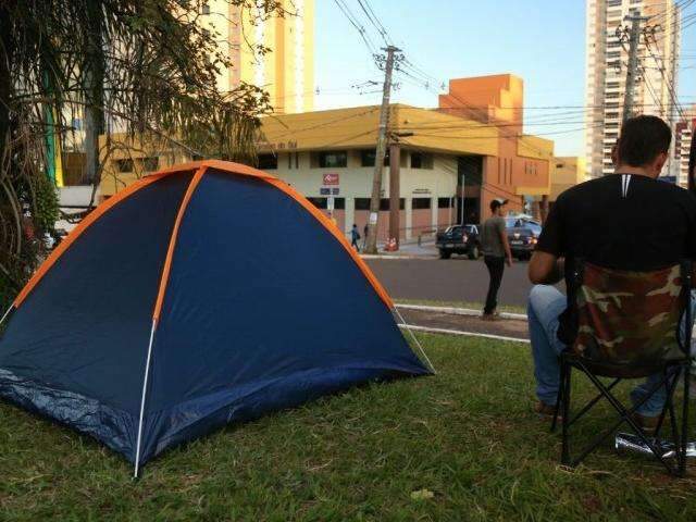 Protesto anti-PT nesta quinta tem at&eacute; barraca no canteiro da Afonso Pena