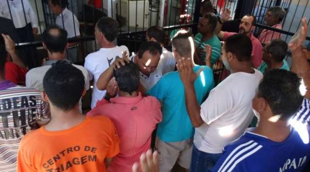 Pres&iacute;dio da Capital recebe atividade religiosa durante um dia inteiro