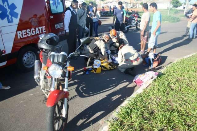 Duas crian&ccedil;as s&atilde;o atropeladas por motociclista no bairro Bosque do Carvalho