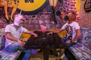 Pedrinho e Tony vão ser personagens do bar (Foto: Fernando Antunes)
