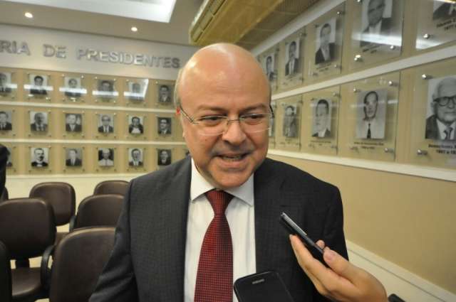 Aposentadoria de Jos&eacute; Ricardo foi &quot;fraudulenta e ilegal&quot;, diz Chadid