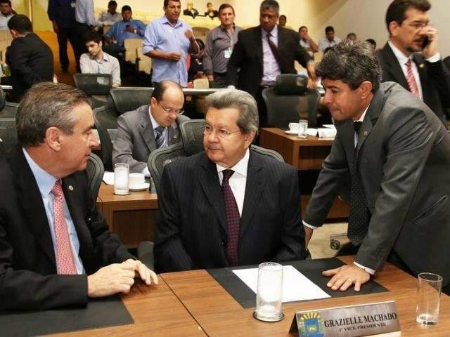 Bancada do PSDB se re&uacute;ne para decidir candidato a presidente da Assembleia