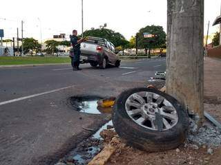 Sequência de acidentes foi na avenida Afonso  Pena. (Foto: Humberto Marques)