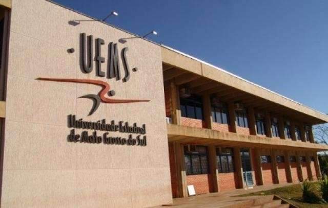 UEMS encerra nesta quarta inscri&ccedil;&otilde;es para 122 vagas de cursos &agrave; dist&acirc;ncia