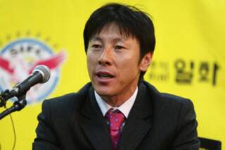 Técnico comanda o Seongnam Ilhwa, que disputou o 3º lugar do Mundial de Clubes com o Internacional. (Foto: Divulgação)