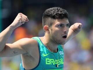 O jovem estreou em grandes competições dominando o pódio. (Foto: Divulgação/Rio 2016)