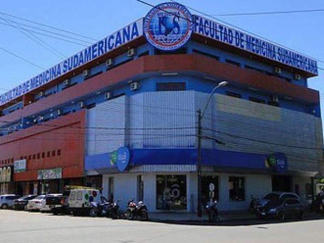 Agente de sa&uacute;de cursa medicina em dias de servi&ccedil;o p&uacute;blico na fronteira