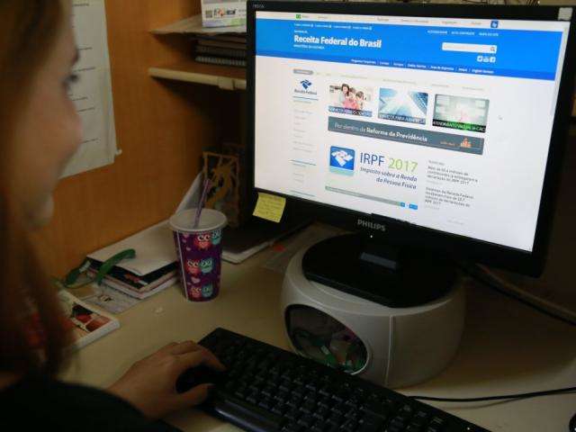 A oito horas do fim do prazo, 92% declararam Imposto de Renda em MS