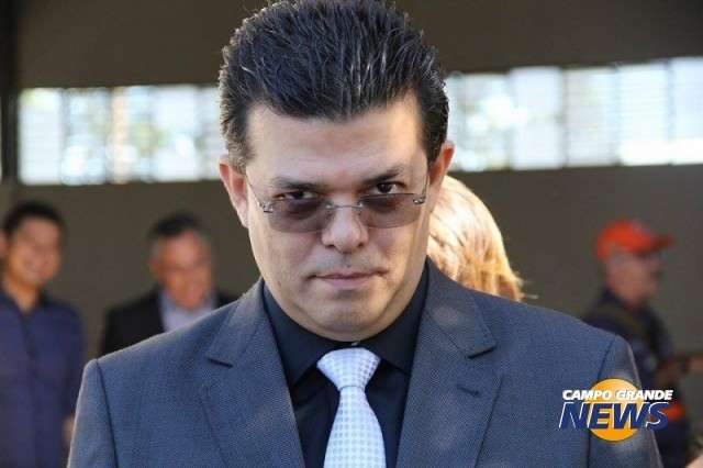 Relat&oacute;rio que pode ratificar o afastamento de Gilmar Olarte deve sair at&eacute; dia 30