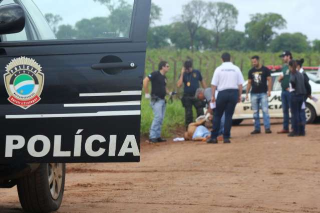 Homem deixa semi-aberto para visitar fam&iacute;lia e &eacute; executado com quatro tiros