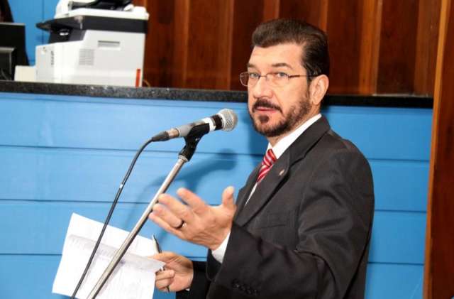 Deputado vai marcar reuni&atilde;o com dom Dimas sobre relat&oacute;rio de CPI
