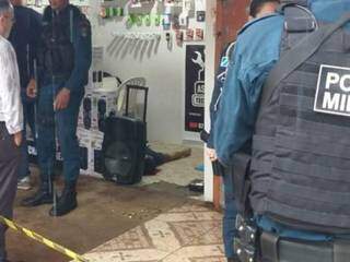 Crime aconteceu na loja da vítima (Foto: Porã News)