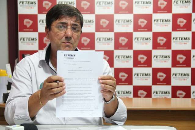 Primeiro dia de greve tem ades&atilde;o de 75% para Fetems e 30% para Estado