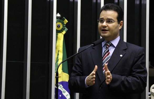 Fabio Trad denuncia PECs que pretendem enfraquecer ju&iacute;zes e o MP