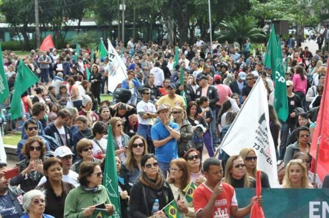 Justi&ccedil;a marca audi&ecirc;ncia para discutir greve nas escolas estaduais de MS