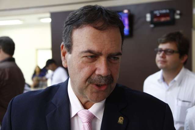 Aliados fazem arrast&atilde;o para reverter votos e evitar cassa&ccedil;&atilde;o de Bernal