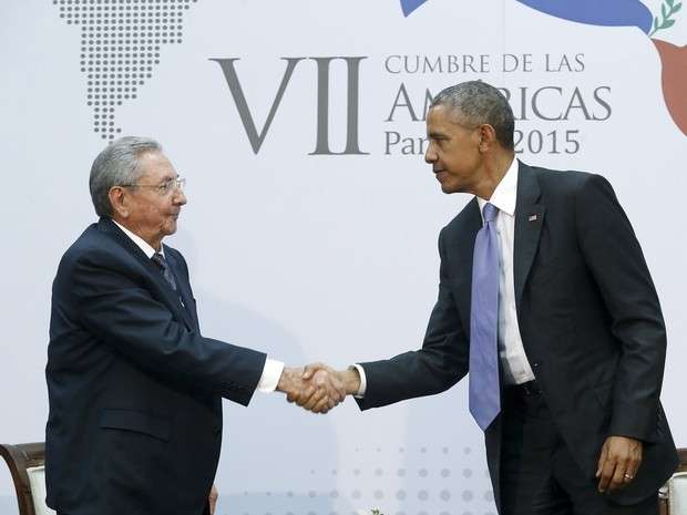 Ra&uacute;l Castro elogia Obama em discurso e agradece pelo fim do isolamento cubano