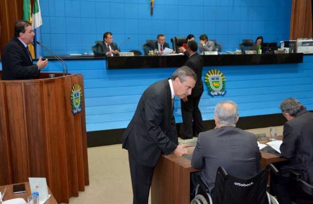Um dos l&iacute;deres nacionais, MS tem 84% dos deputados com faculdade 