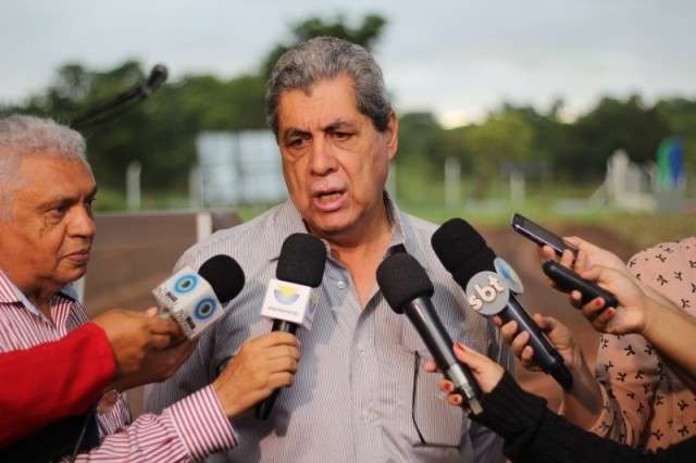 No &uacute;ltimo dia de mandato, Andr&eacute; entrega tr&ecirc;s obras na Capital e interior