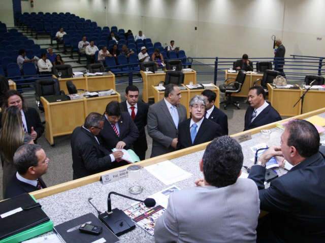  Vereadores iniciam an&aacute;lise do IPTU 2012 e comemoram projeto mais justo