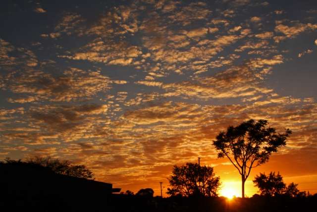 Temperatura chega a 33° na Capital nesta quinta e pode chover forte