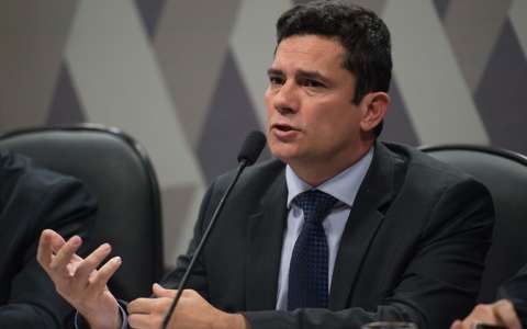 Juiz Sérgio Moro publica despacho e recusa decisão de soltar Lula