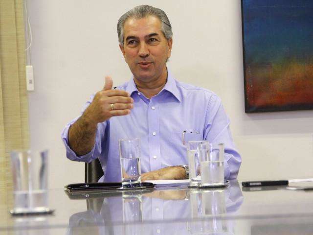 Governador pede solu&ccedil;&atilde;o r&aacute;pida para crise pol&iacute;tica em Campo Grande