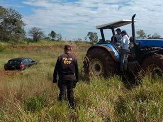 Carro com placa de Minas era usado para carregar 270 quilos de maconha