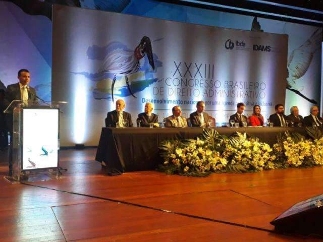 Uso de novas tecnologias &eacute; debatido no 1&ordm; dia de congresso sobre direito