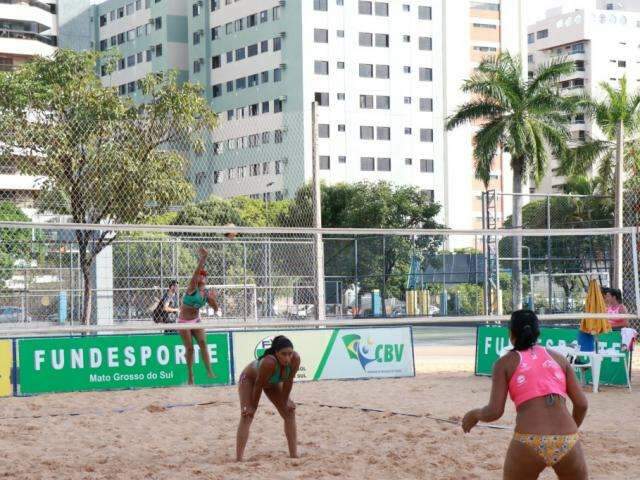 Seletiva para Brasileiro Escolar de v&ocirc;lei de praia encerra inscri&ccedil;&otilde;es amanh&atilde;