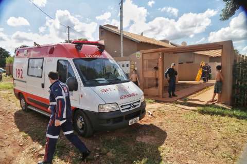 Marido mata mulher a facadas na frente da filha beb&ecirc; no Itamarac&aacute;