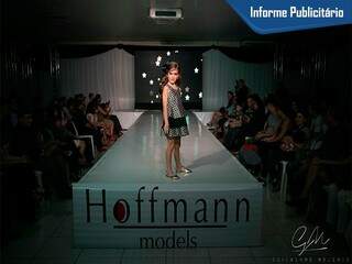 Nesta quarta dia 12/07 foi realizado o desfile da Hoffman Models em parceria com a Mimo&#039;s. (Foto: Guilherme Molento)