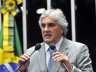 Delcídio lamenta morte do ex-senador Lúdio Coelho (foto: divulgação)