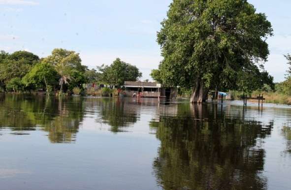 Chove 62 mm em Corumb&aacute; e n&iacute;vel do rio Paraguai passa de 5 metros