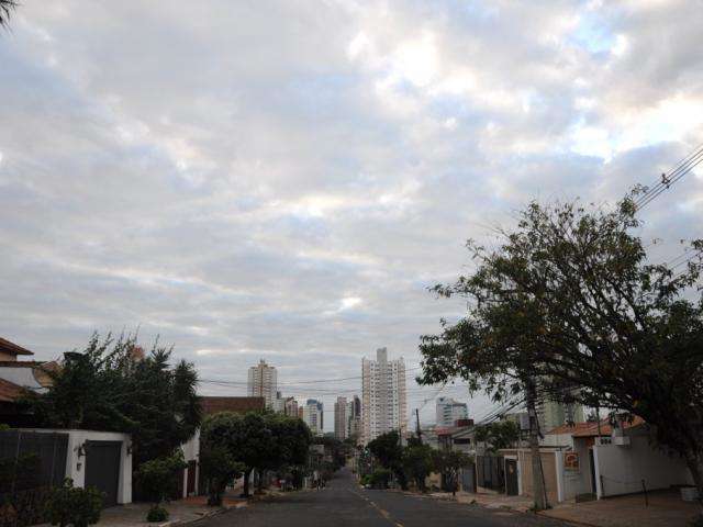 Mesmo com chuvas isoladas, previs&atilde;o &eacute; de domingo quente e seco