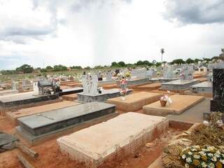 Cemitério de Três Lagoas pode esgotar espaço em menos de quatro meses (Foto: Reprodução Rádio Caçula)