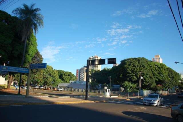  Meteorologia prev&ecirc; tempo fechado com momentos de sol nesta sexta em MS