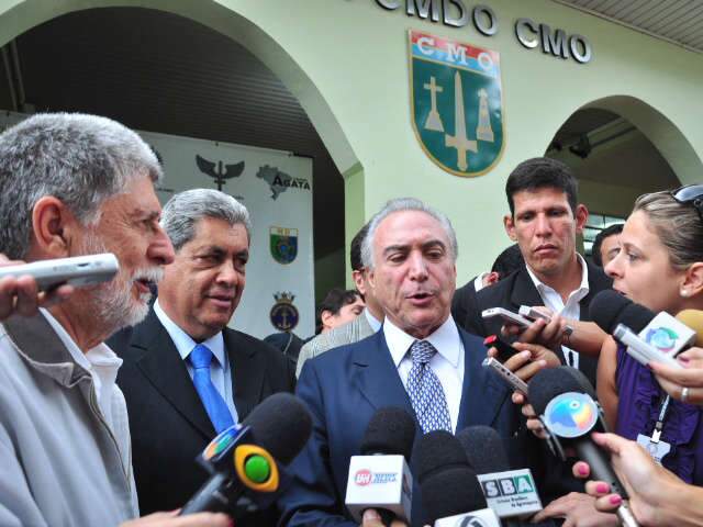  Michel Temer chega a Campo Grande ap&oacute;s 1h30 do hor&aacute;rio previsto