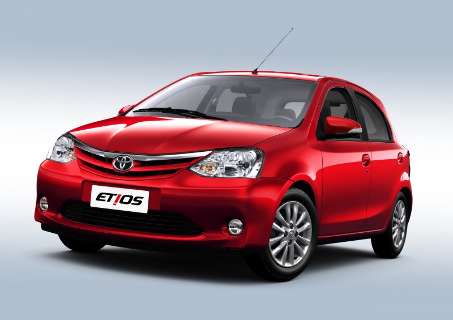 Toyota lança Etios linha 2016